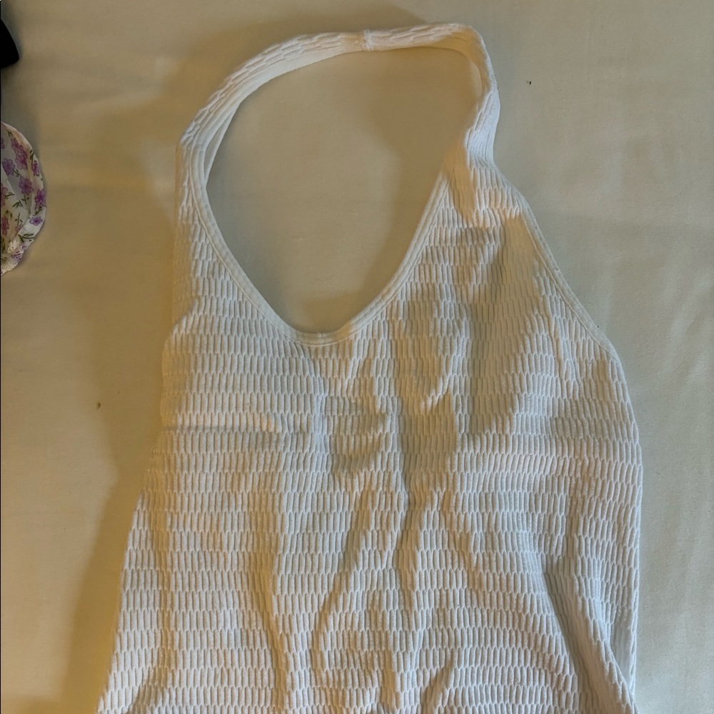 Essential white crop top